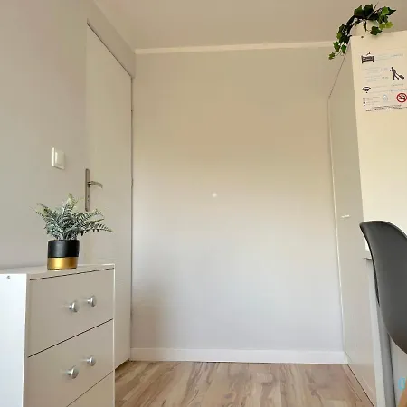 Beksinski -10 Minutes To Old Town & Sea * グダニスク