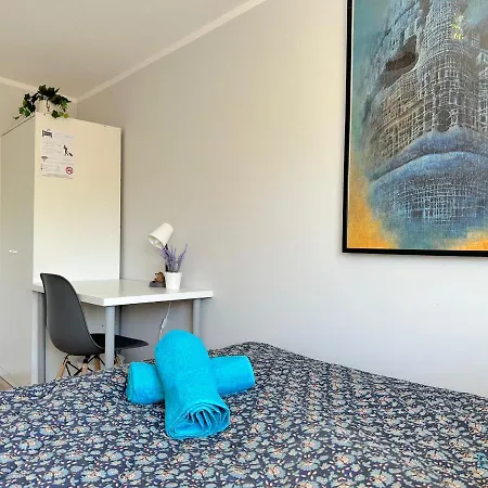 Beksinski -10 Minutes To Old Town & Sea グダニスク