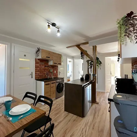 Beksinski -10 Minutes To Old Town & Sea