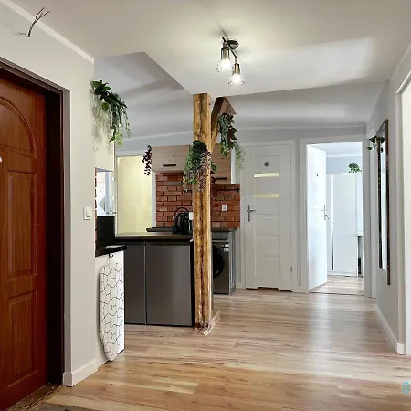 Beksinski -10 Minutes To Old Town & Sea グダニスク