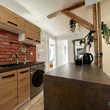 Beksinski -10 Minutes To Old Town & Sea Gdańsk