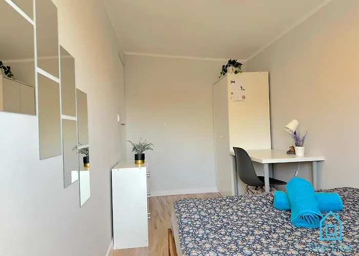 Проживание в семье Beksinski -10 Minutes To Old Town & Sea *