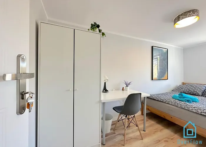 Beksinski -10 Minutes To Old Town & Sea * Гданьск