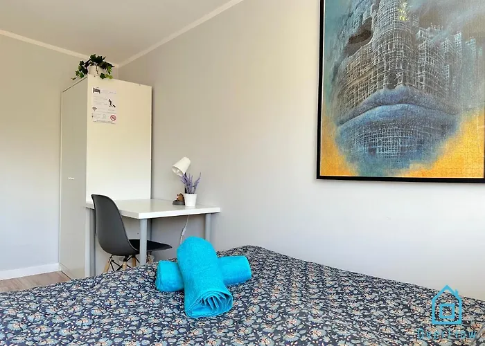 Beksinski -10 Minutes To Old Town & Sea Гданьск