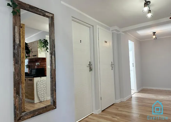 Beksinski -10 Minutes To Old Town & Sea Проживание в семье